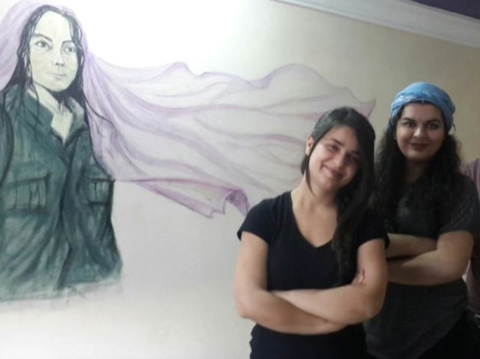 Adana'da 4 Üniversite Öğrencisi Kız PKK'ya “Terör Örgütü” Diyemedikleri İçin Tutuklandı