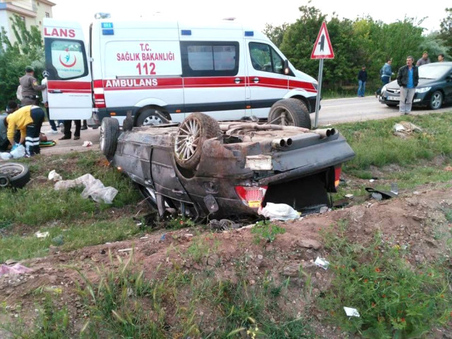 Ankara'da İkinci Kaza! Kontrolden Çıkan Araç Takla Attı, 3 Kişi Öldü!