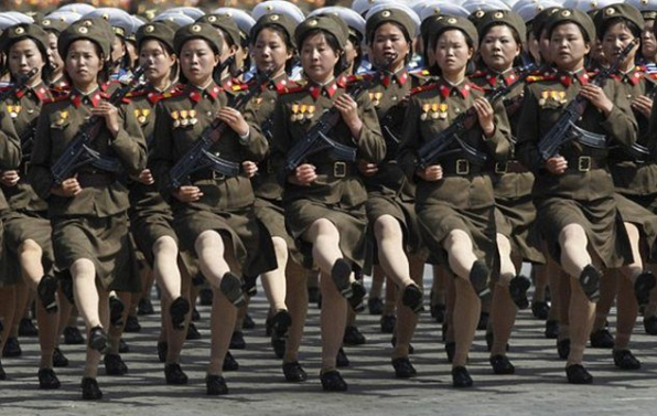 Anlatılanlar Korkunç! Kuzey Kore’de Kadın Askerlerin Yaşadıkları Dehşete Düşürdü: Komutanlar Zorla Koğuşa Girerek…