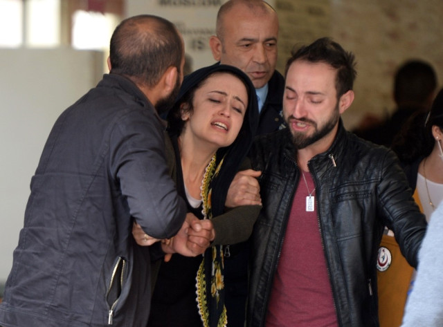 Antalya'da Kafe Çalışanı Cinnet Getirdi, Patronunu Öldürdü!