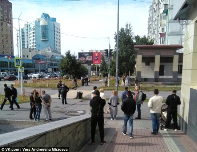 Bıçaklı Saldırılar Yayılıyor! Rusya'da Bıçaklı Saldırgan 8 Kişiyi Yaraladı