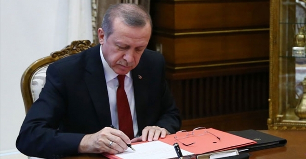 Cumhurbaşkanı Erdoğan 7033 Sayılı Kanunu İmzaladı! Çalışanların Hafta Sonu Tatili Kaldırılıyor Mu?