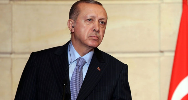 Cumhurbaşkanı Erdoğan’dan Ayar Gibi Ayar! Fransız Gazeteciye Açtı Ağzını Yumdu Gözünü