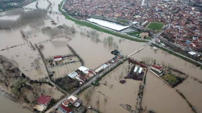 Edirne Felaketin Kıyısında! Tunca ve Meriç Nehri Taştı, Meteoroloji Sağanak Yağış Uyarılarına Devam Ediyor
