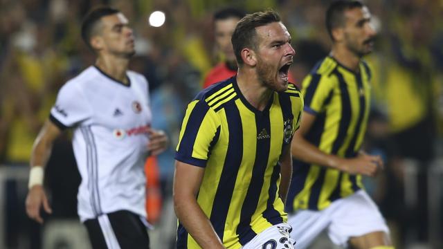 Fenerbahçe’de Kabus Bitmiyor! Valbuena, Isla Derken Şimdi De Janssen Sakatlandı
