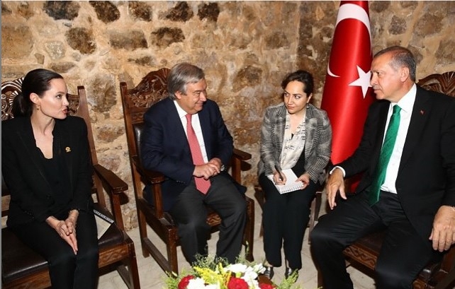 Hollywood Yıldızı Angelina Jolie Cumhurbaşkanı Erdoğan ile görüştü