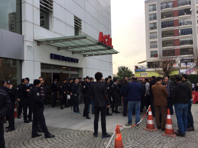 İzmir’de Kaçak Mahkumu Yakalamaya Giden Polise Saldırı: 3’ü Polis 4 yaralı!