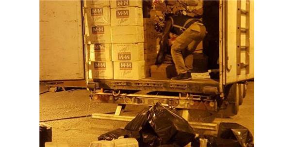 Mardin'de Dev Kaçakçılık Operasyonu! 1 Milyon Paket Kaçak Sigara Ele Geçirildi Emniyet Müdürü Gözaltında!