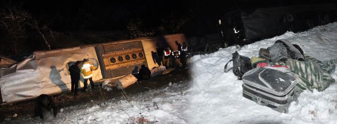 Sivas'ta Devrilen Yolcu Otobüsünde 1 Ölü 45 Yaralı