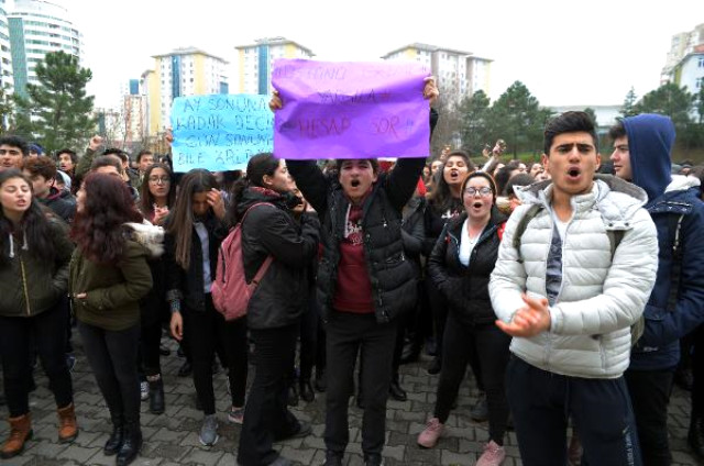 Son Bulmuyor! İstanbul’da Okul Hademesi Öğrencileri Taciz Etti, Okul Müdürü’nün Savunması Pes Dedirtti