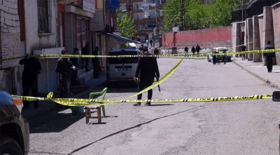 Diyarbakır'da İki Aile Arasında Silahlı Kavga: 2 Ölü 6 Yaralı!