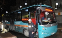 Halk Otobüsü 2 Kız kardeşe Çarptı 1 ölü, 1 Yaralı