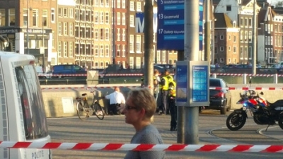 Hollanda’da Terör Alarmı! Bir Araç Yayaların Arasına Daldı 8 Kişi Yaralandı