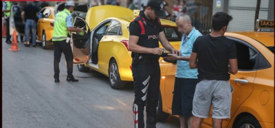 İstanbul’da 300 Ekiple Taksi ve Minibüs Şoförlerine Yönelik Operasyon!