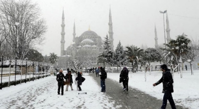 İstanbul'da Yağmur Başladı, Kar Ne Zaman Yağacak? İstanbul Hava Durumu 20 Kasım 2017