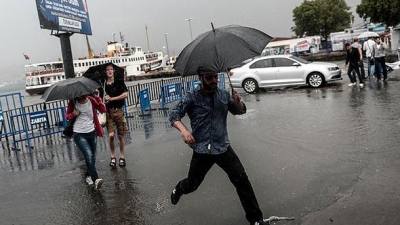 İstanbullular Dikkat! Meteoroloji Son Dakika Uyarısı Sıcaklıklar 10 Derece Birden Azalacak!
