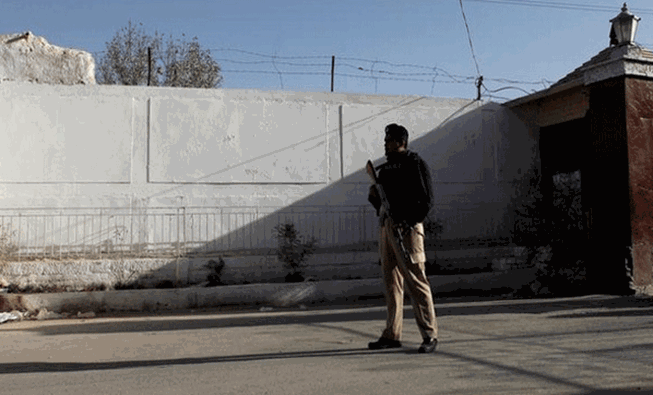 Pakistan'daki İntihar Saldırısında Ölü ve Yaralılar Var