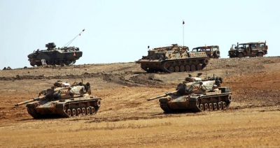 Sınırda Neler Oluyor? Tanklar Savaş Pozisyonu Aldı