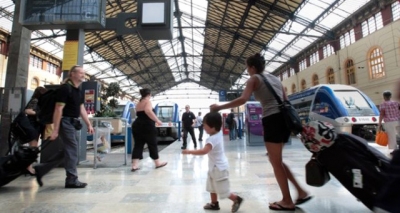Son Dakika! Fransa'da ABD'li Turistlere Asitli Saldırı Düzenlendi