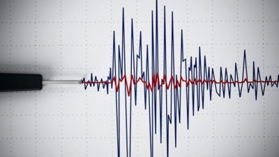 Son Dakika Van Beşik Gibi Sallanıyor! Van'da Artçı Depremler Büyük Depremin Habercisi Mi?