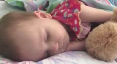 Tıp Dünyasını Bile Şok Eden Olay! Güçlükle Uyutulan Bebek Bir Hafta Uyanmadı
